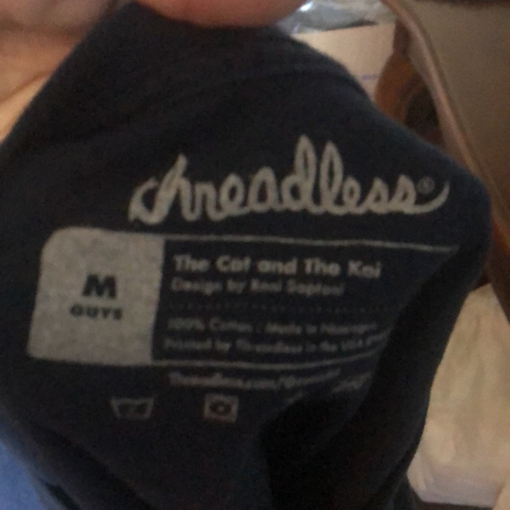 Threadless tshirt - Picture 4 of 4